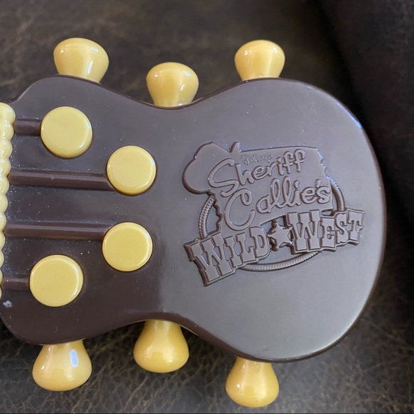 Disney Toys Disney Sheriff Callies Wild West Musical Guitar Toy